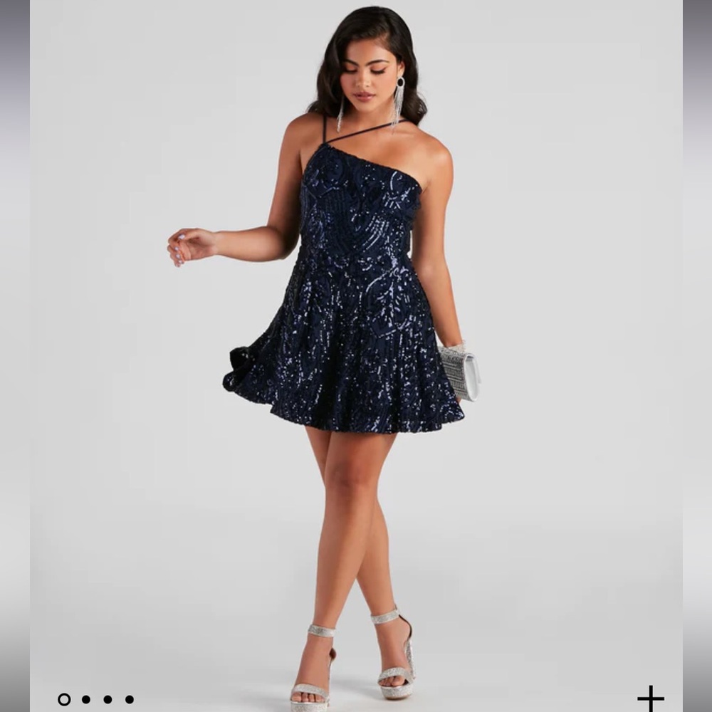 Eve One-Shoulder Sequin Party Dress
